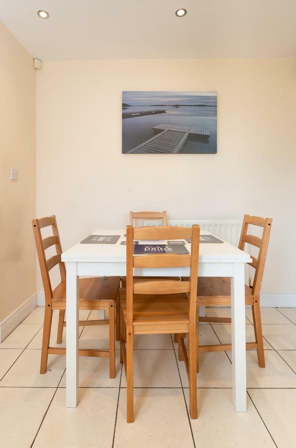 Newcastle City Centre Spacious Town House Free Parking And Wifi Newcastle upon Tyne Exterior photo